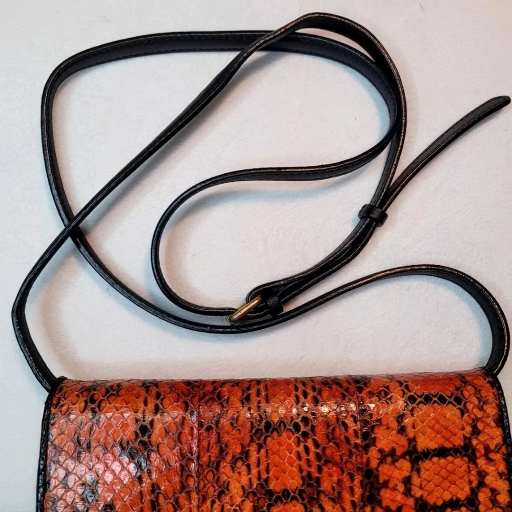 Beautiful Mcm Black & Orange Python Embossed Cros… - image 2
